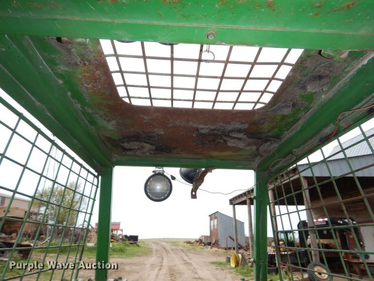 image for item DK1904 John Deere 90  skid steer loader