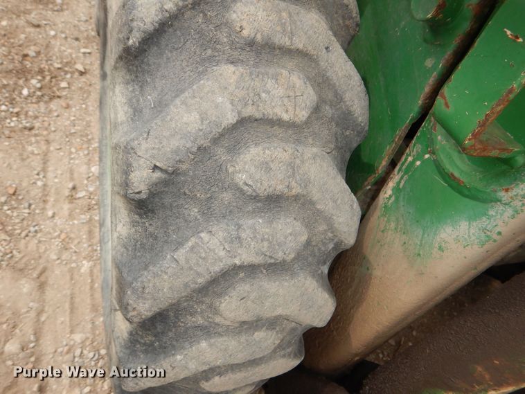 image for item DK1904 John Deere 90  skid steer loader