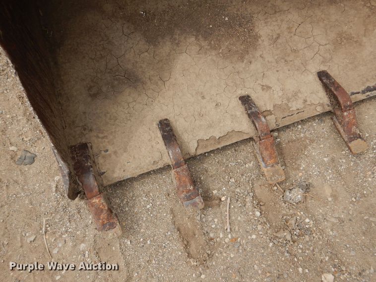 image for item DK1904 John Deere 90  skid steer loader