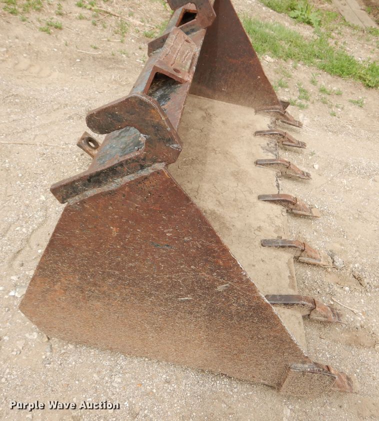 image for item DK1904 John Deere 90  skid steer loader