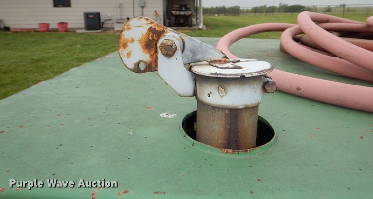 image for item DK1908 Sullair 185DPQ-JD  air compressor