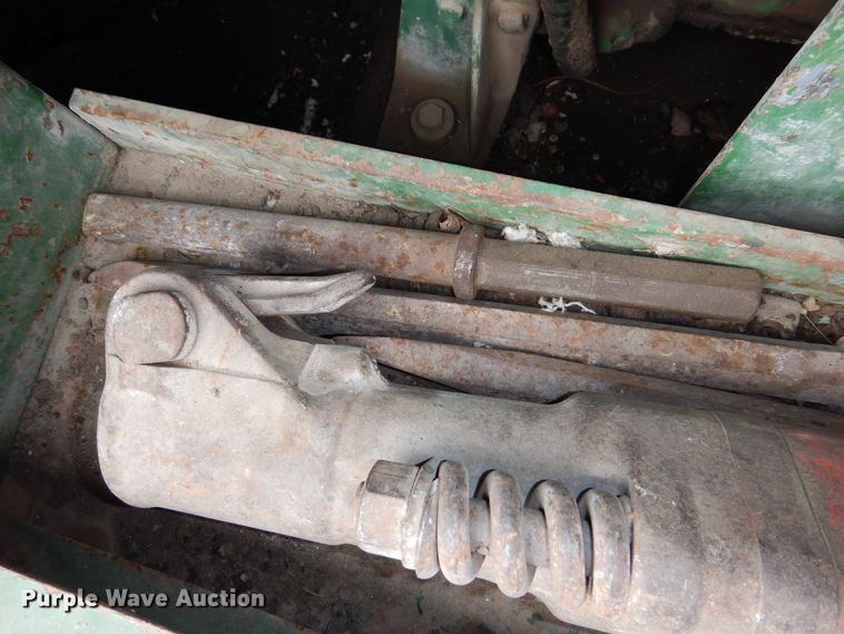 image for item DK1908 Sullair 185DPQ-JD  air compressor