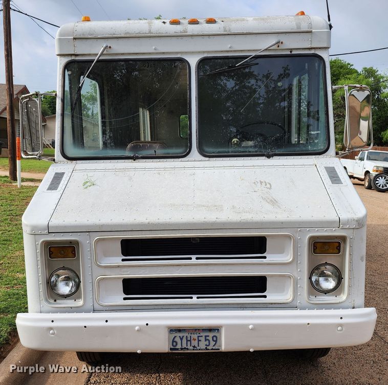 image for item DK6508 1977 Chevrolet P30  delivery truck
