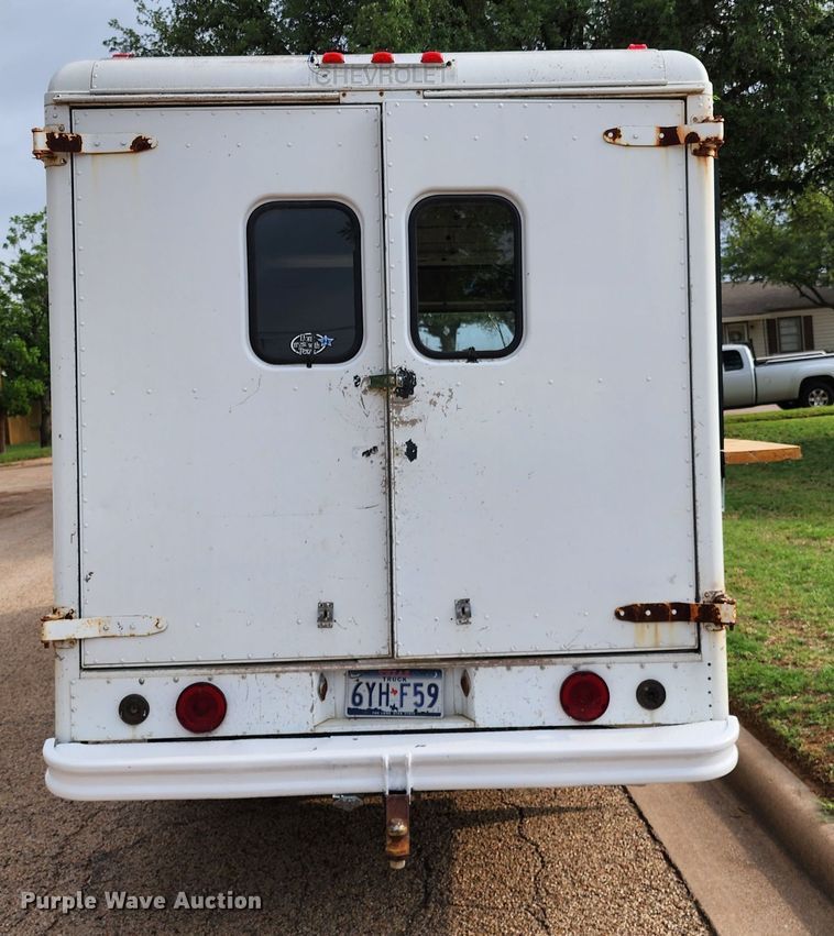 image for item DK6508 1977 Chevrolet P30  delivery truck