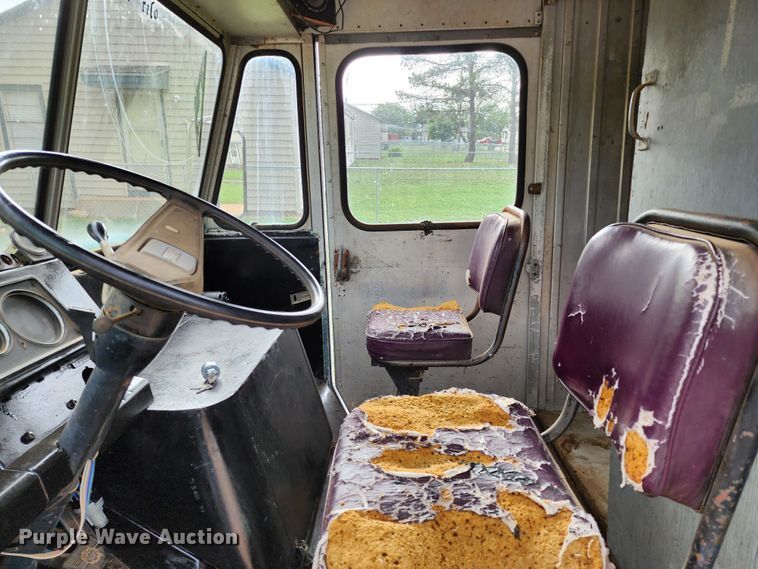 image for item DK6508 1977 Chevrolet P30  delivery truck