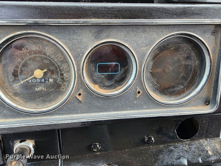 image for item DK6508 1977 Chevrolet P30  delivery truck