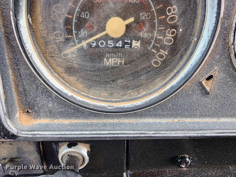 image for item DK6508 1977 Chevrolet P30  delivery truck