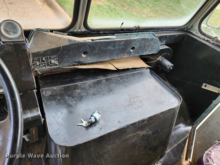 image for item DK6508 1977 Chevrolet P30  delivery truck