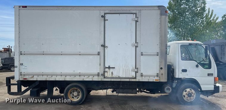 image for item DL3766 2005 GMC W4500  box truck