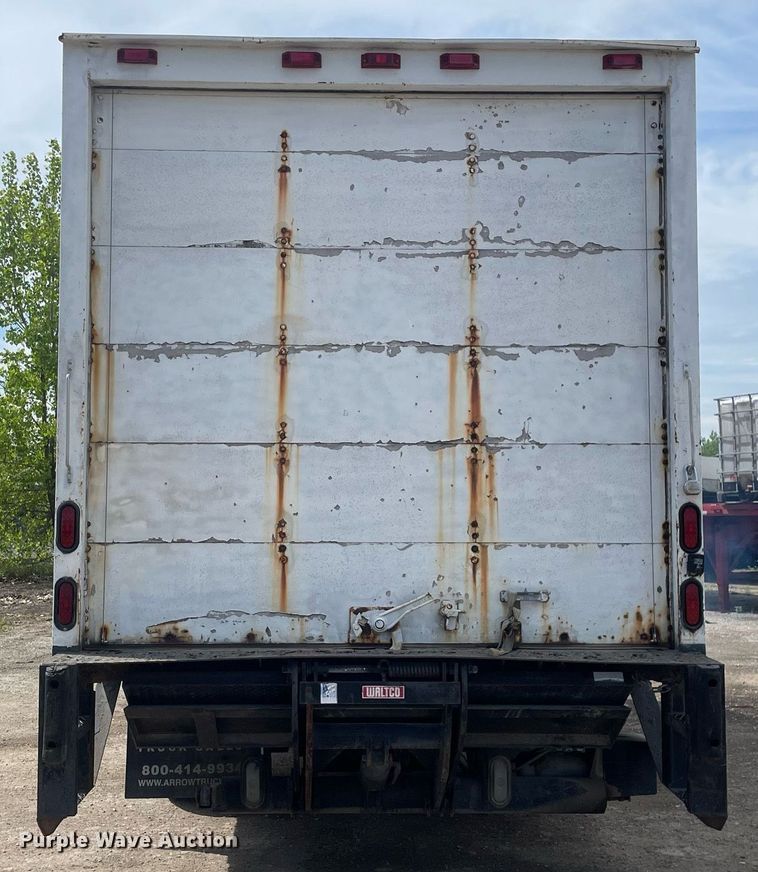 image for item DL3766 2005 GMC W4500  box truck