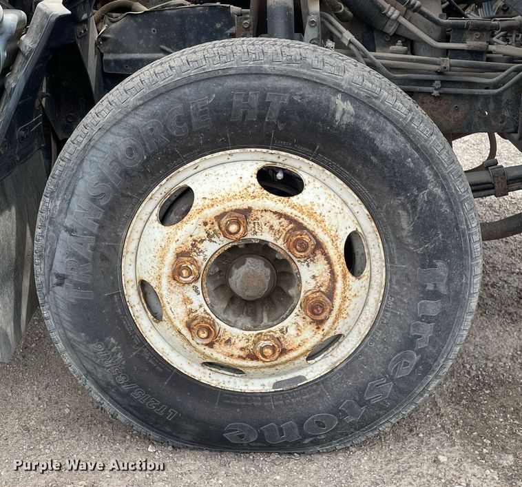 image for item DL3766 2005 GMC W4500  box truck