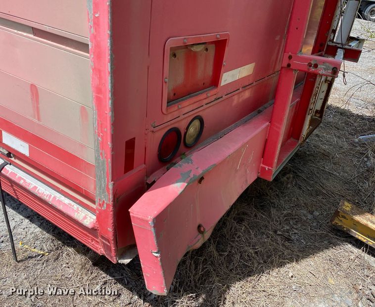 image for item DL7201 1994 Freightliner FL70  delivery truck