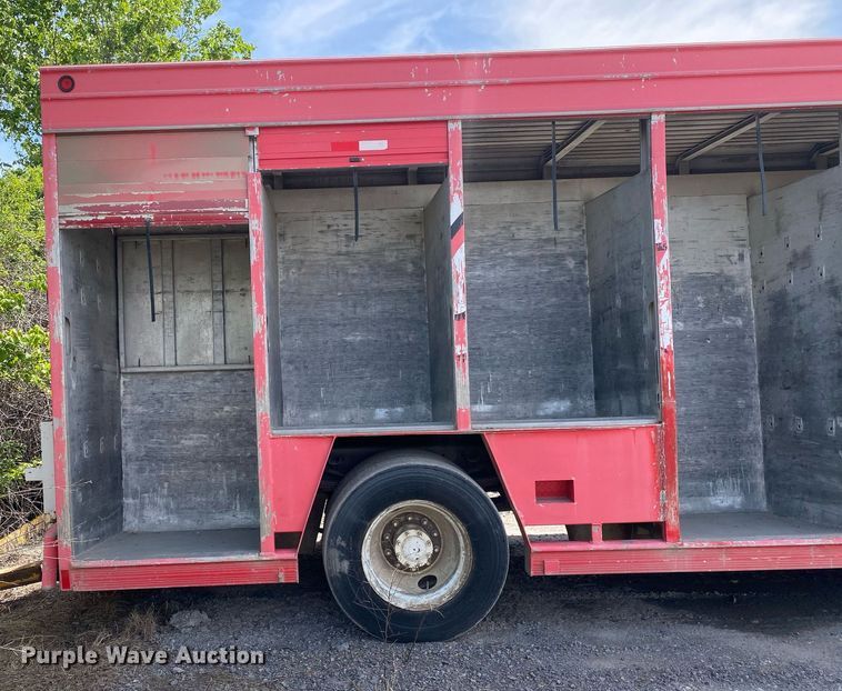 image for item DL7201 1994 Freightliner FL70  delivery truck