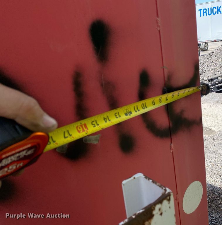 image for item DL7201 1994 Freightliner FL70  delivery truck