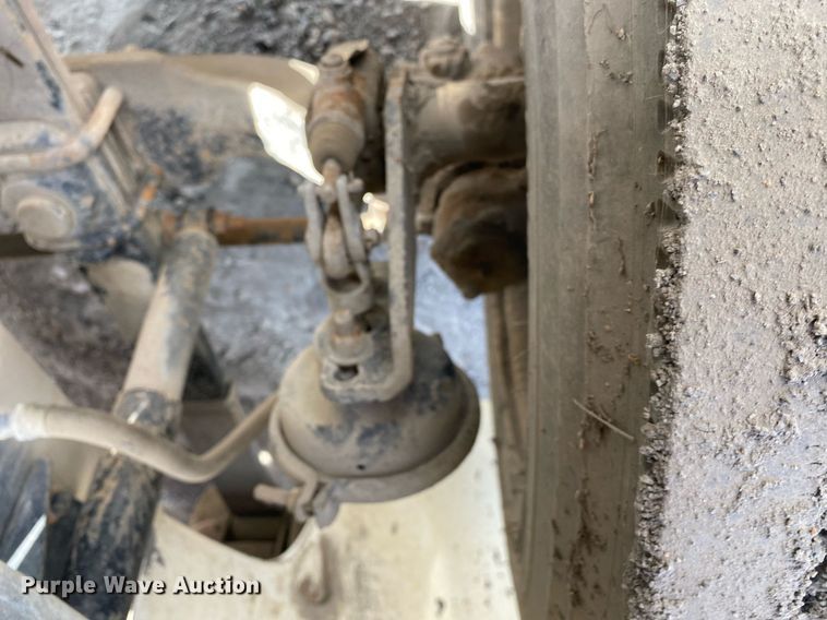 image for item DL7201 1994 Freightliner FL70  delivery truck