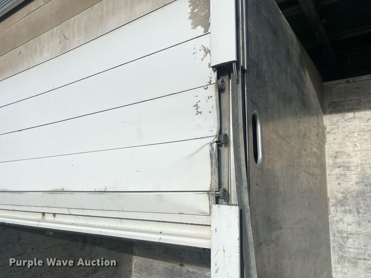 image for item DL7202 2004 Chevrolet C6500  delivery truck