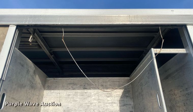 image for item DL7202 2004 Chevrolet C6500  delivery truck