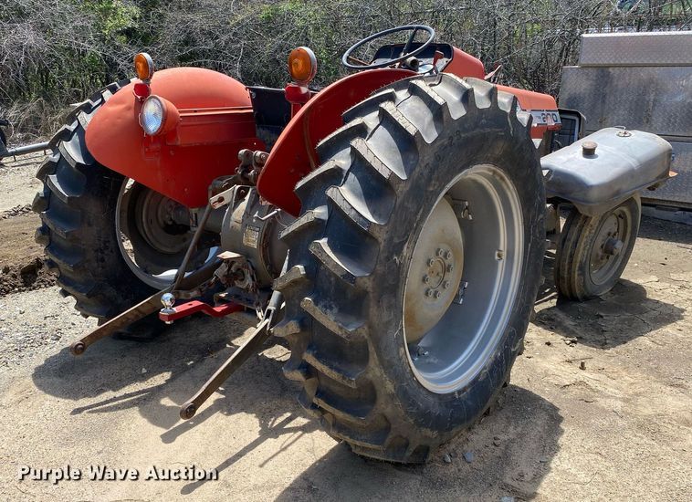 image for item DL7205 1976 Massey Ferguson 230  tractor