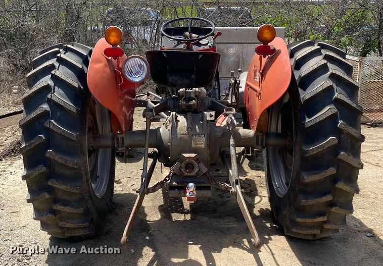image for item DL7205 1976 Massey Ferguson 230  tractor