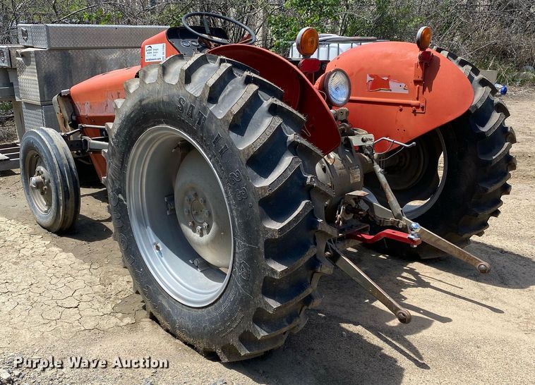 image for item DL7205 1976 Massey Ferguson 230  tractor