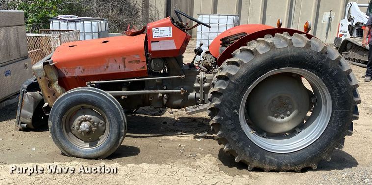 image for item DL7205 1976 Massey Ferguson 230  tractor