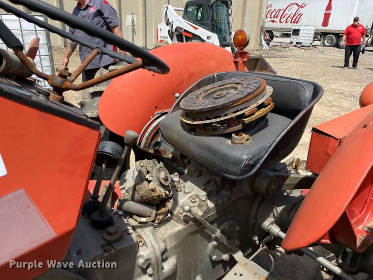 image for item DL7205 1976 Massey Ferguson 230  tractor