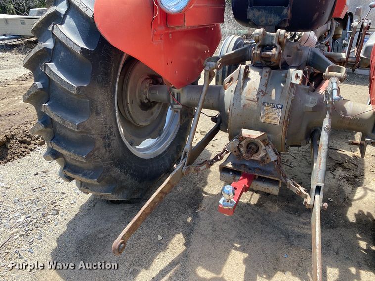 image for item DL7205 1976 Massey Ferguson 230  tractor