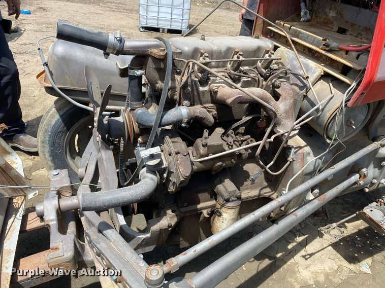 image for item DL7205 1976 Massey Ferguson 230  tractor