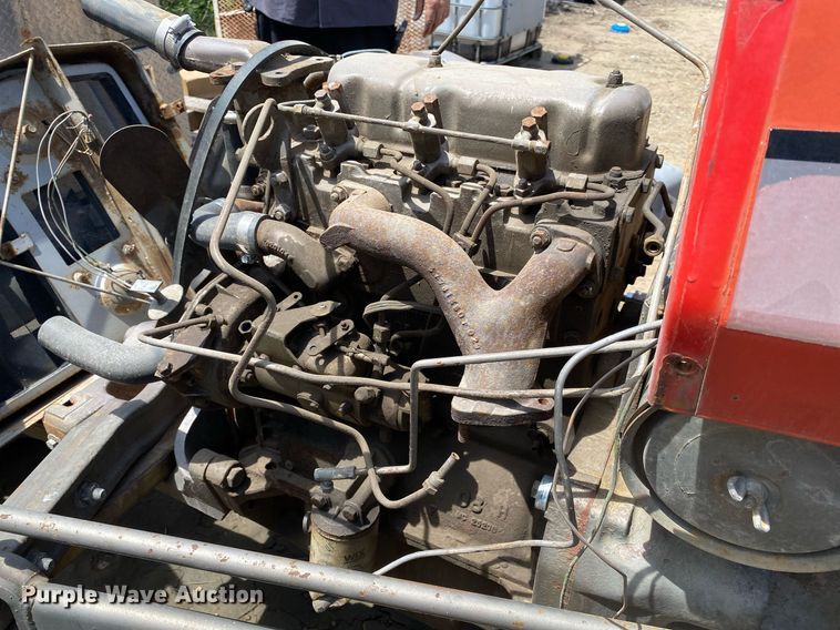 image for item DL7205 1976 Massey Ferguson 230  tractor