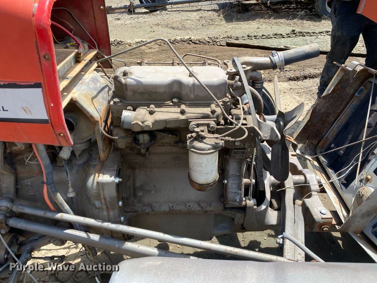 image for item DL7205 1976 Massey Ferguson 230  tractor