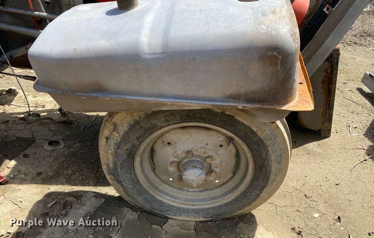 image for item DL7205 1976 Massey Ferguson 230  tractor