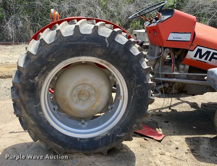 image for item DL7205 1976 Massey Ferguson 230  tractor