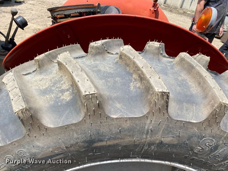 image for item DL7205 1976 Massey Ferguson 230  tractor