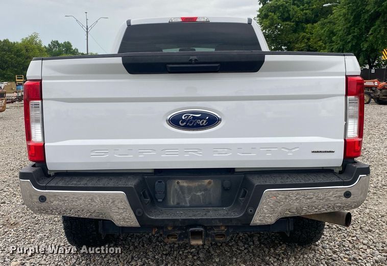 image for item DL7209 2017 Ford F250 Super Duty  SuperCab pickup truck