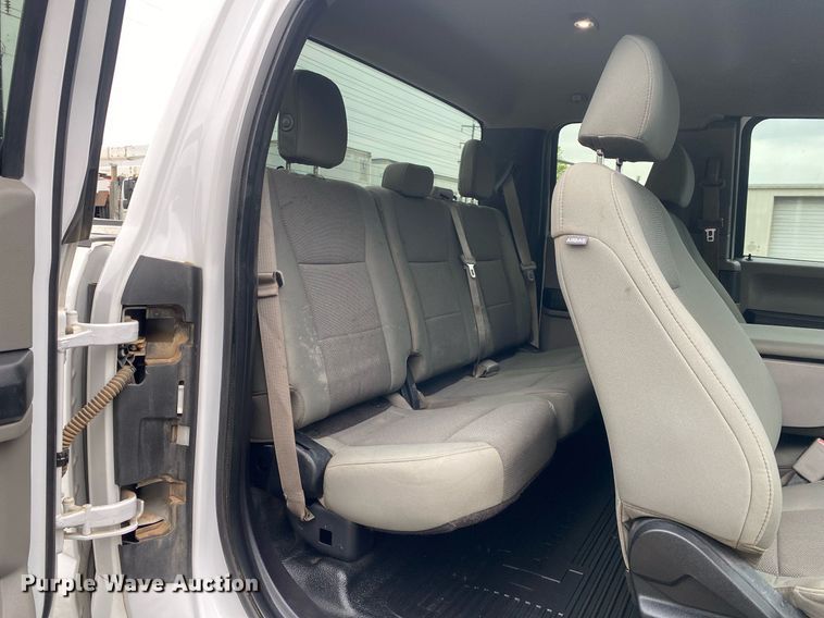 image for item DL7209 2017 Ford F250 Super Duty  SuperCab pickup truck