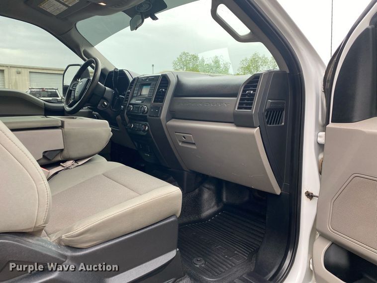 image for item DL7209 2017 Ford F250 Super Duty  SuperCab pickup truck