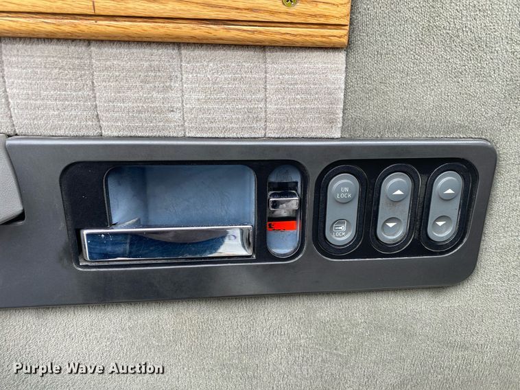 image for item DL7213 1992 Chevrolet Cheyenne 3500  Ext. Cab pickup truck