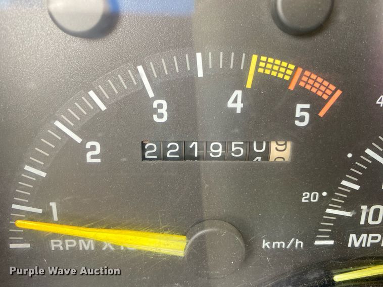 image for item DL7213 1992 Chevrolet Cheyenne 3500  Ext. Cab pickup truck