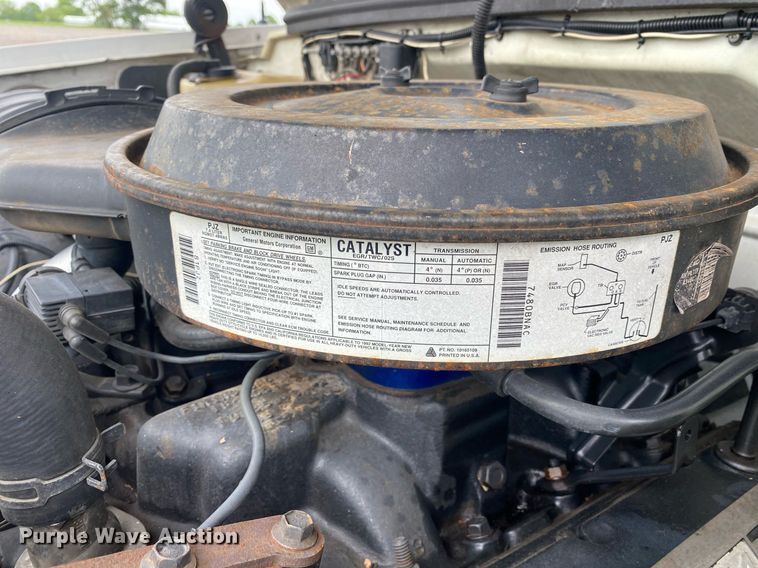 image for item DL7213 1992 Chevrolet Cheyenne 3500  Ext. Cab pickup truck