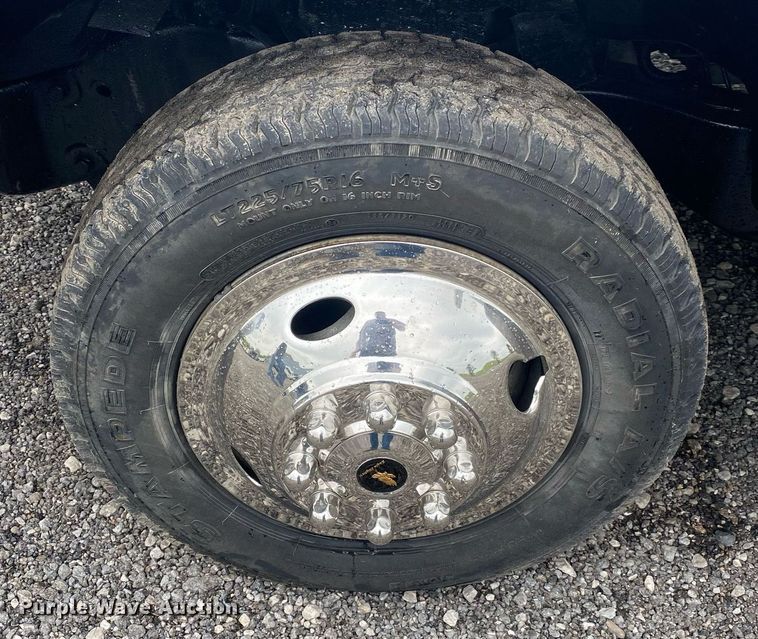 image for item DL7213 1992 Chevrolet Cheyenne 3500  Ext. Cab pickup truck