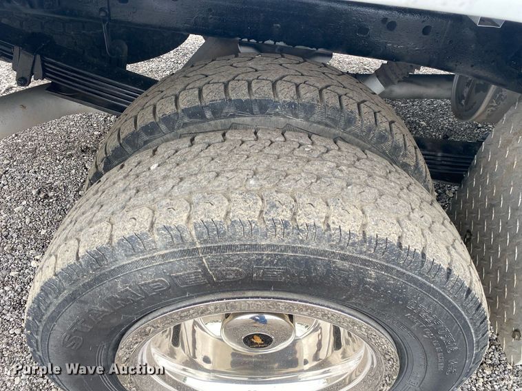 image for item DL7213 1992 Chevrolet Cheyenne 3500  Ext. Cab pickup truck