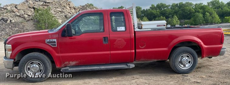 image for item DL7225 2010 Ford F250 Super Duty  SuperCab pickup truck