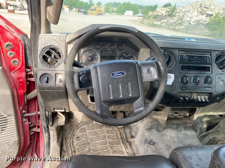 image for item DL7225 2010 Ford F250 Super Duty  SuperCab pickup truck