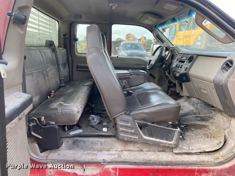 image for item DL7225 2010 Ford F250 Super Duty  SuperCab pickup truck