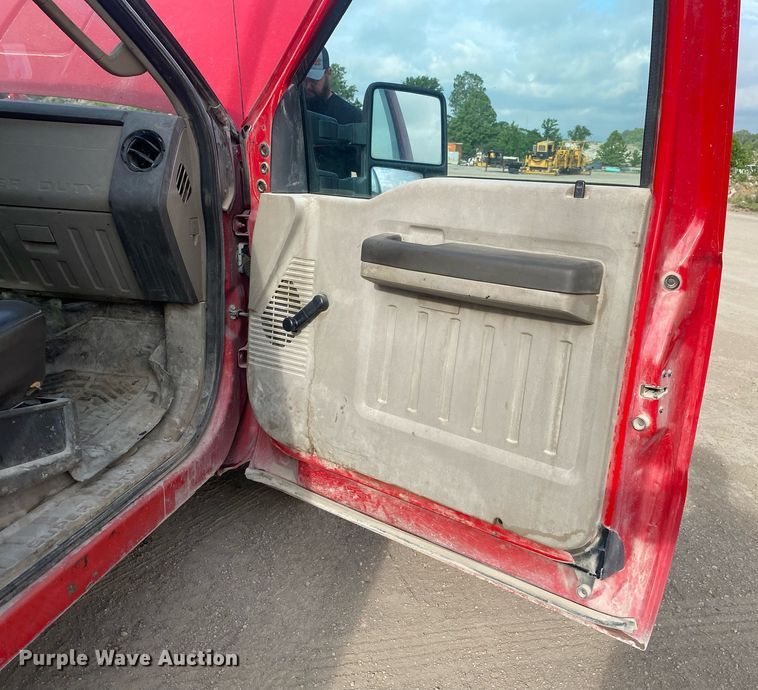 image for item DL7225 2010 Ford F250 Super Duty  SuperCab pickup truck