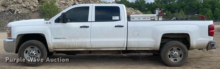 image for item DL7226 2015 Chevrolet Silverado 2500HD  Crew Cab pickup truck