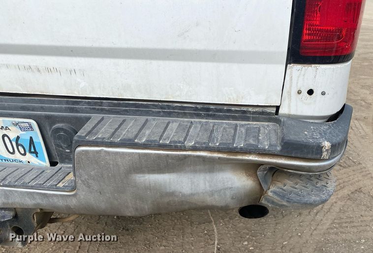 image for item DL7226 2015 Chevrolet Silverado 2500HD  Crew Cab pickup truck