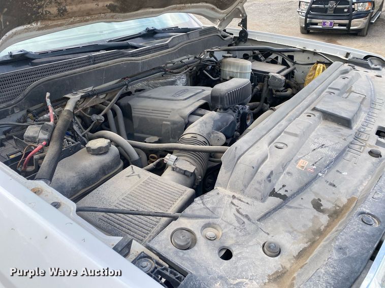 image for item DL7226 2015 Chevrolet Silverado 2500HD  Crew Cab pickup truck