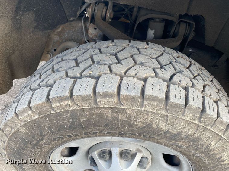 image for item DL7226 2015 Chevrolet Silverado 2500HD  Crew Cab pickup truck