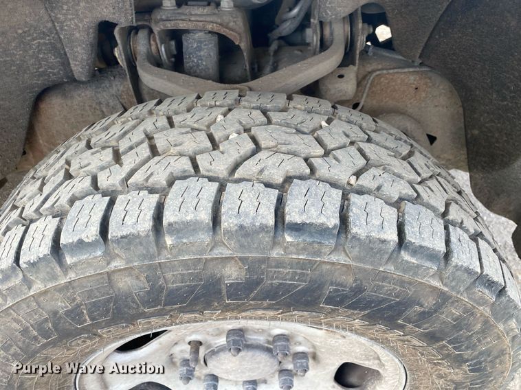 image for item DL7226 2015 Chevrolet Silverado 2500HD  Crew Cab pickup truck